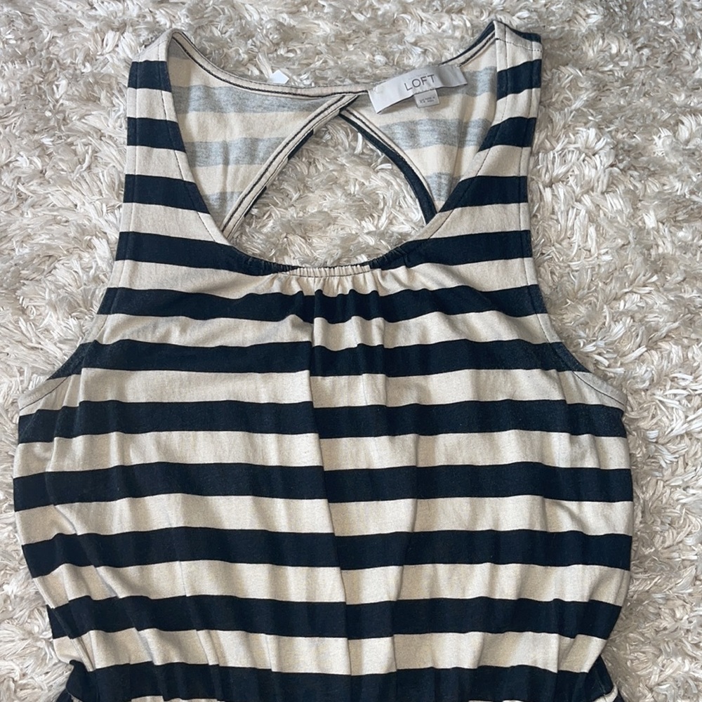 Loft Dress - Picture 2 of 7